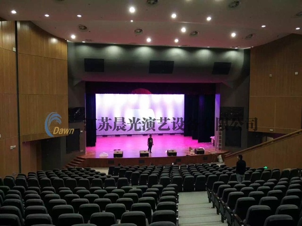 升降舞臺
